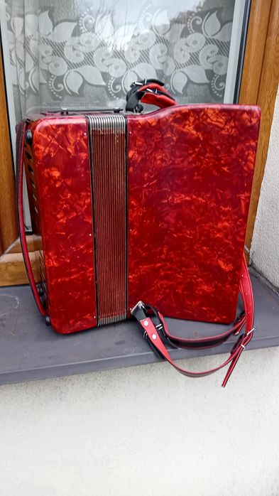 Akordeon weltmeister 80 basów 3 chóry. Zamienię na rower