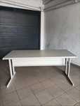 Secretaria metálica