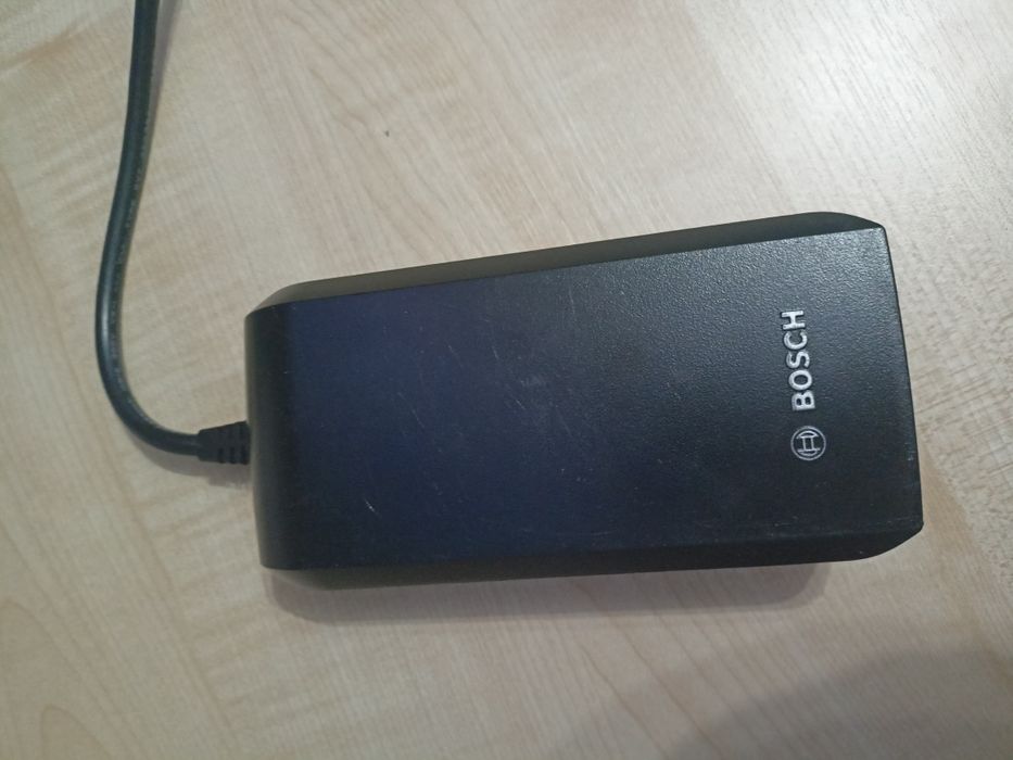 Bosch eBike Battery Charger 36-2
