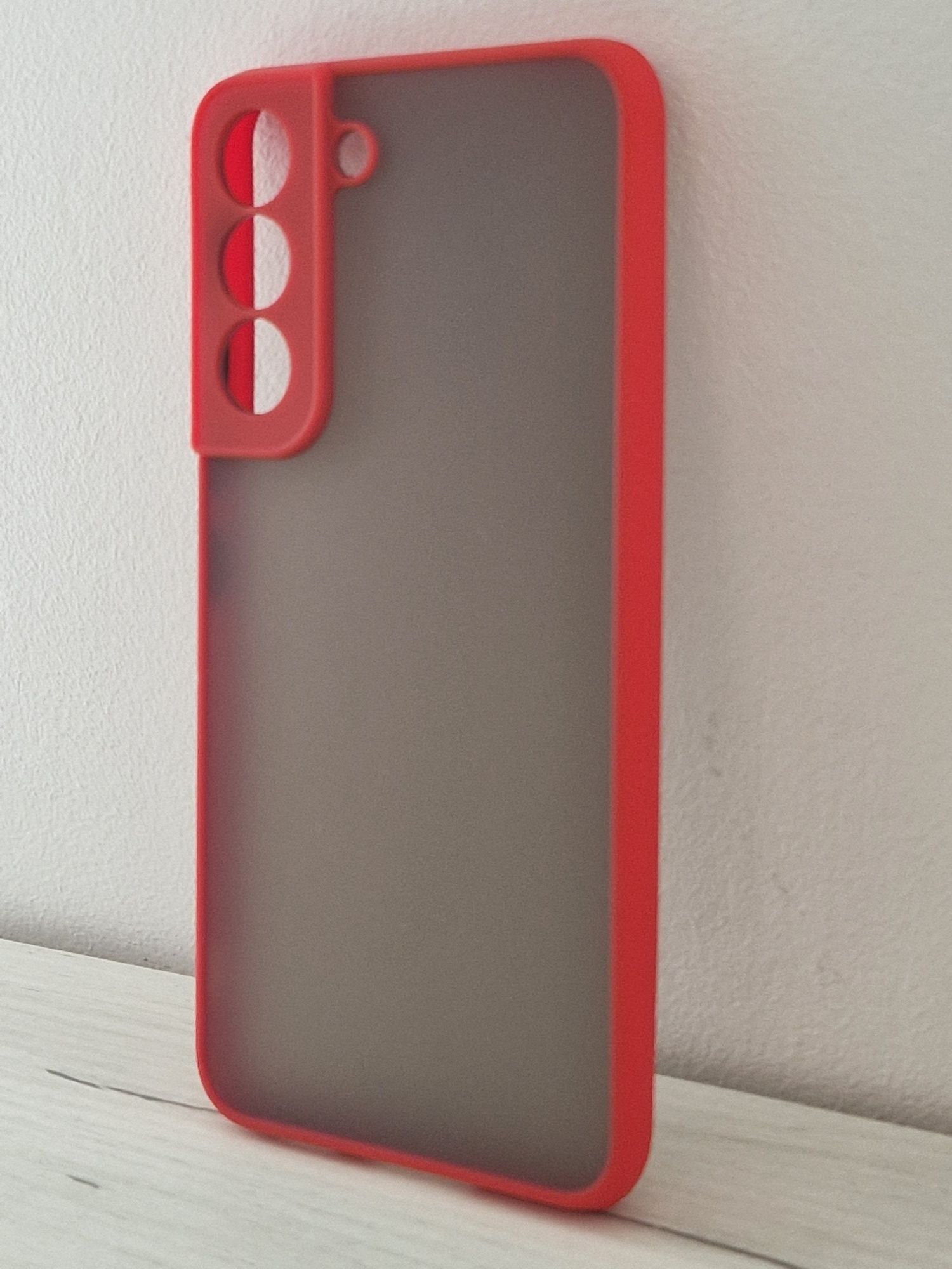 Vennus Color Button Bumper do Samsung Galaxy S22 Plus Czerwony