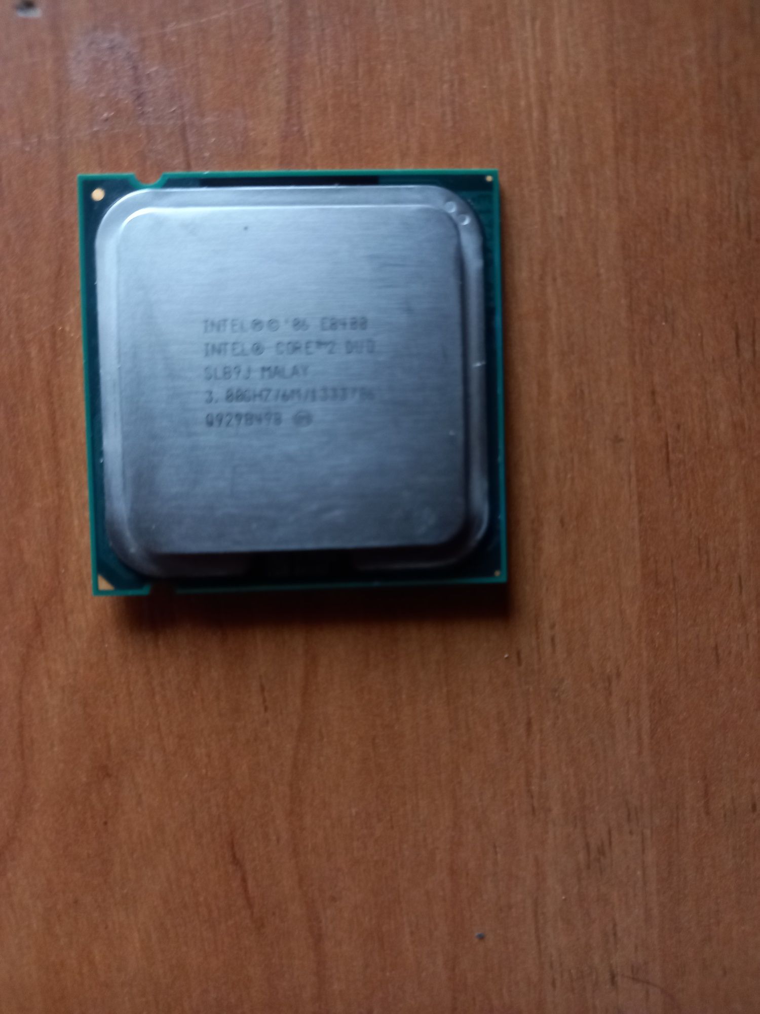 Продам процессор intel core e8400