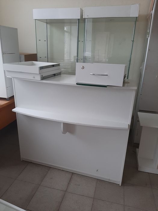 Меблі для різного вжитку