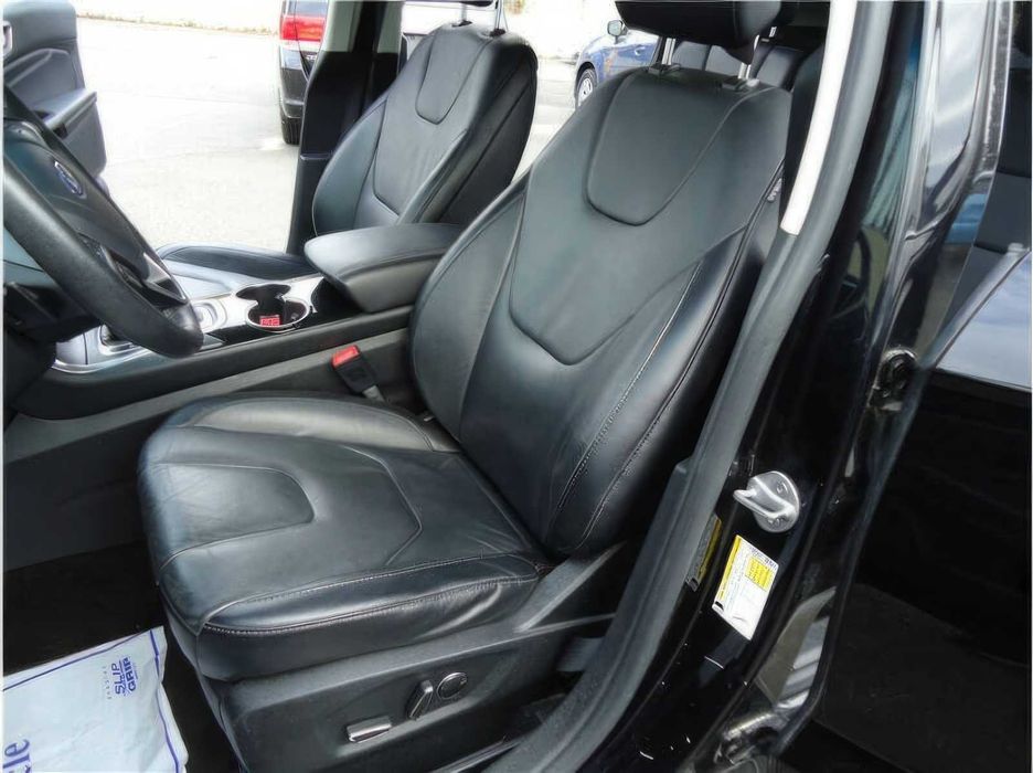 Ford Edge Titanium      2016