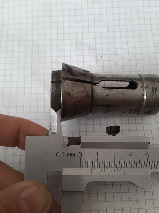 Цанга фрезерного станка СССР 5мм. Фрезерний станок