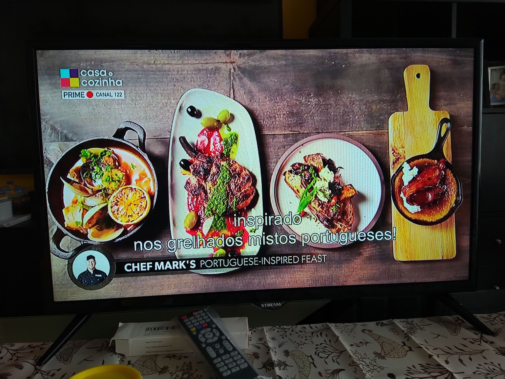 Televisão TV monitor 32" PC casa quarto apartamento vivenda escritór