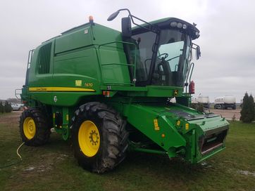 Kombajn zbożowy John Deere T670