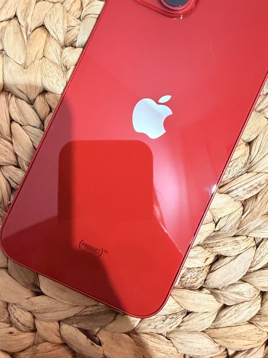 iPhone 13 - Product RED