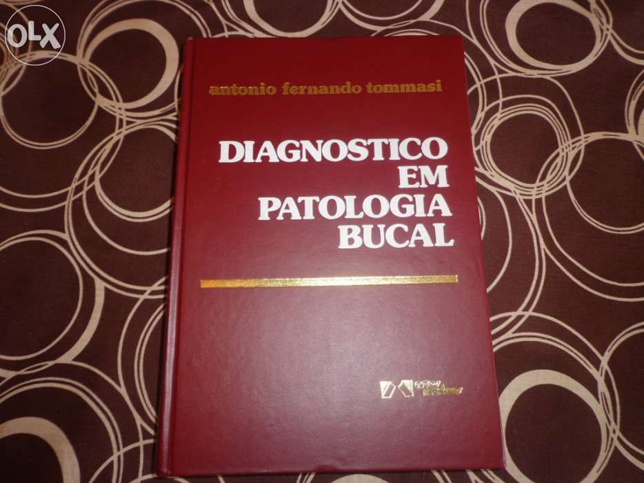 Livros de medicina dentária.