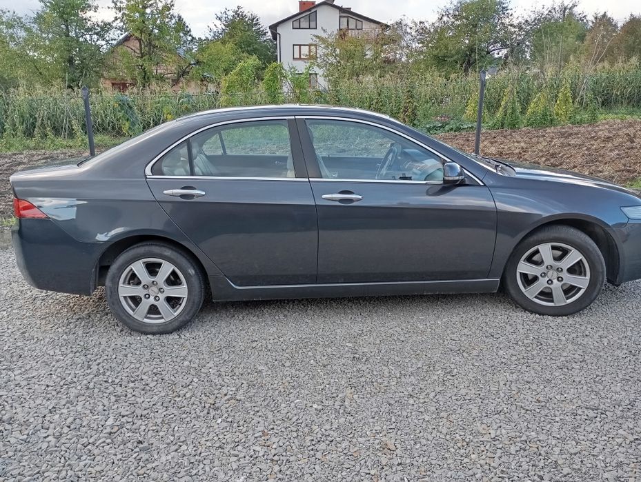 Honda Accord VII