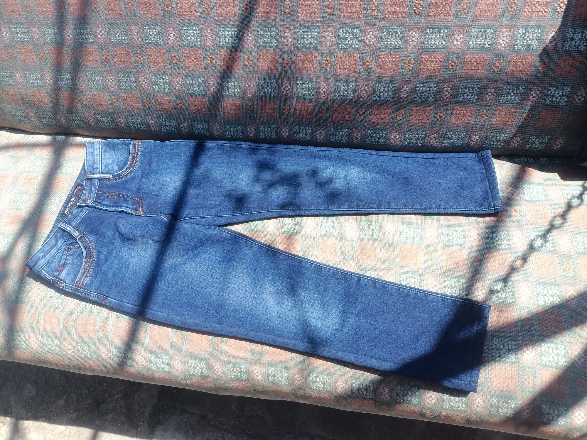 Продам джинси Levis 501,514