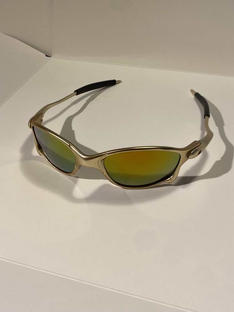 Juliet Metal Gold