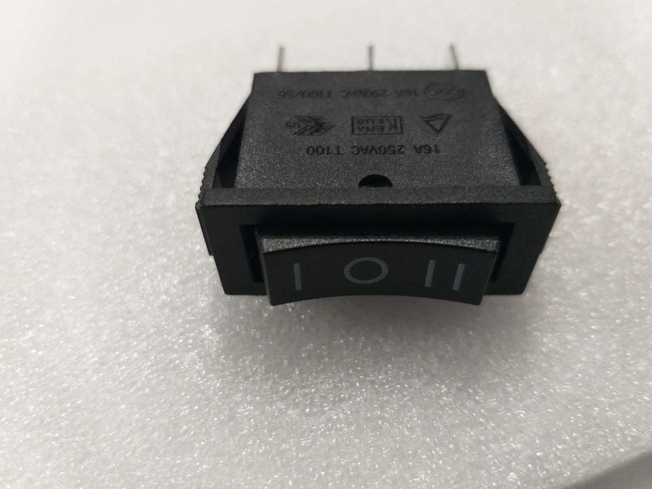 Interruptor Heschen ON-OFF-ON Basculante 3 Terminais 15A 250VAC Preto