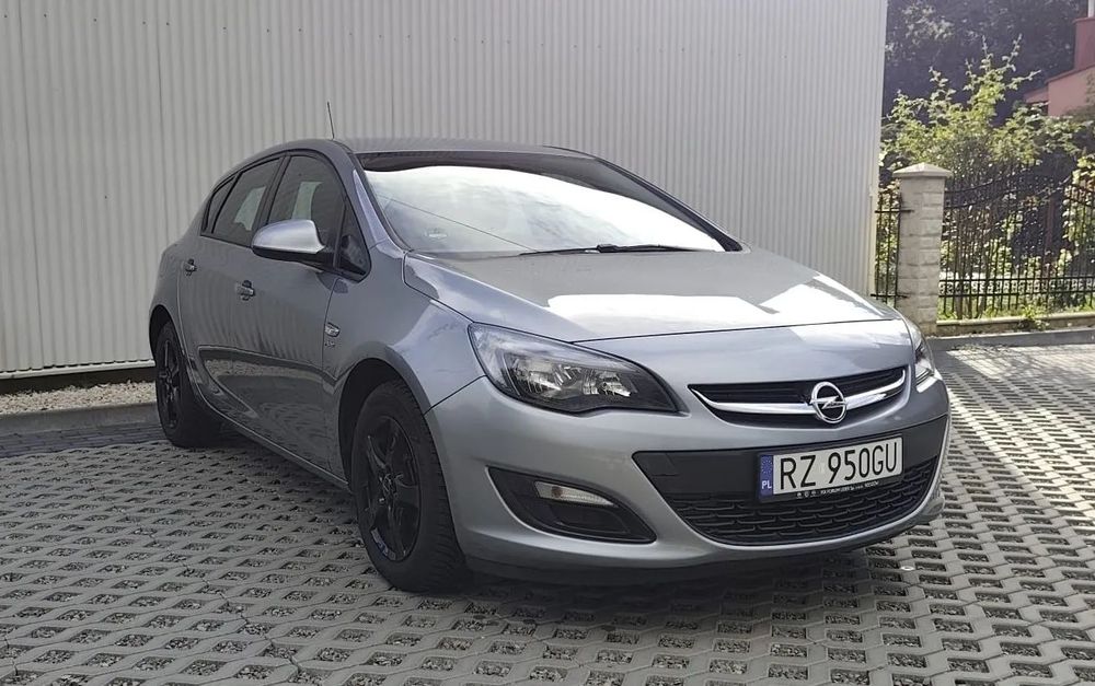 Opel Astra Opel Astra J  1.4T / 140KM / Niski Przebieg / Lift / ASO