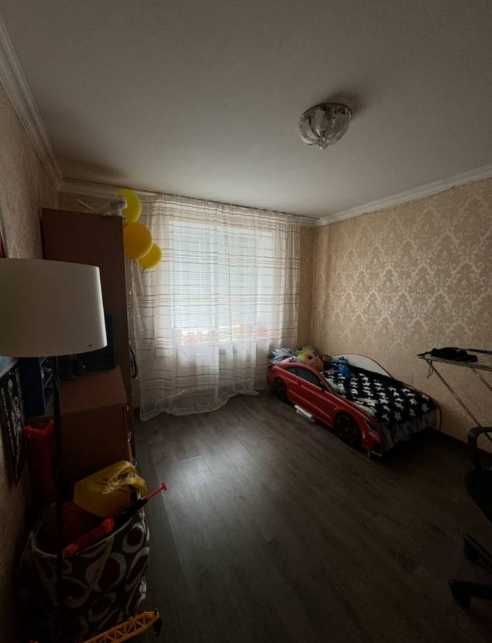 Продаж 2к квартири на вул. Квартальна буд.3 ,12 квартал. (постанови)