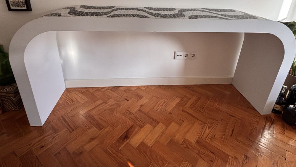 Consola/Aparador com vinil do calçadão