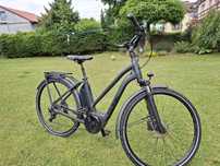 Sprzedam rower elektryczny Cube Town Sport Hybrid