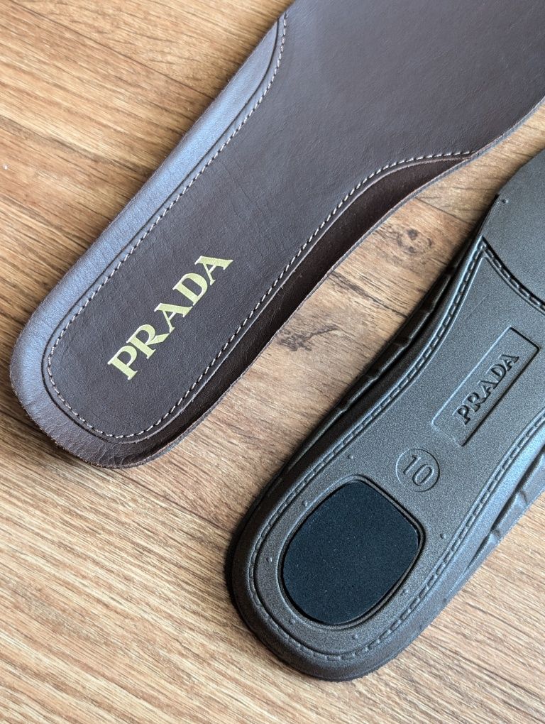 10, (44 - 45) размер, Prada , кожаные стельки , Италия
