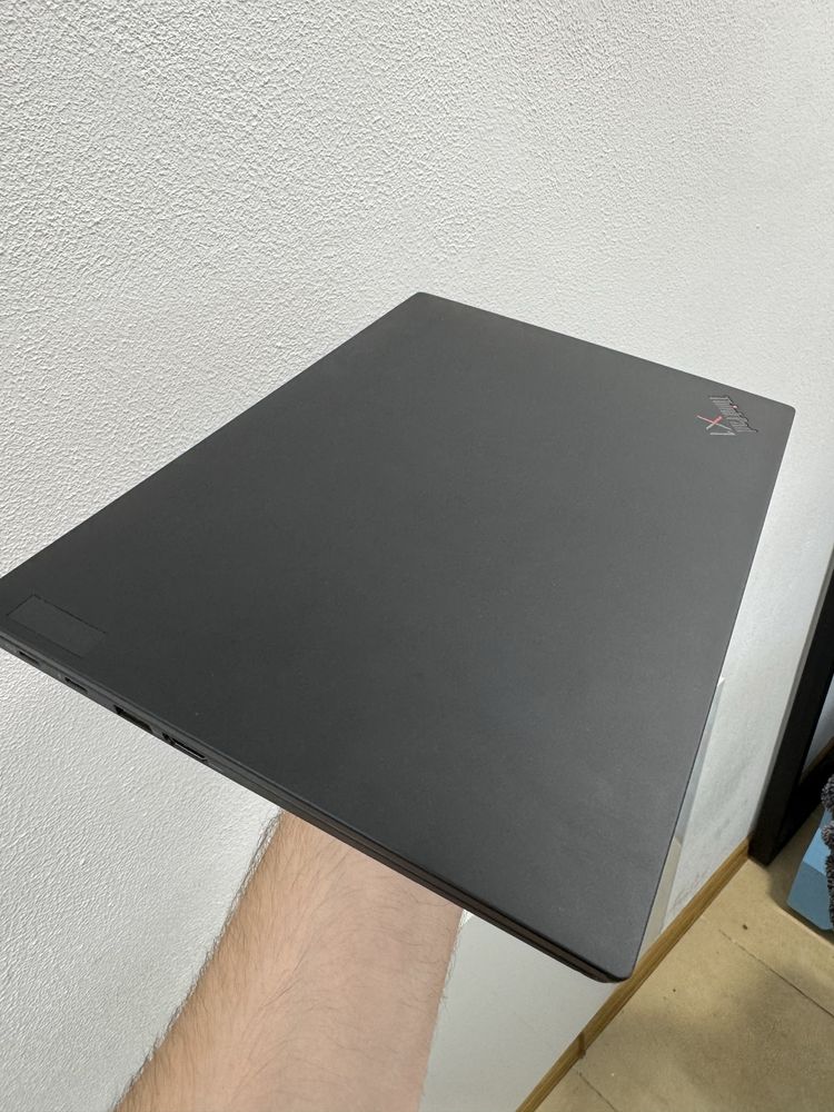 Lenovo ThinkPad x1 carbon gen 11 touch 16/512 i7 1355u