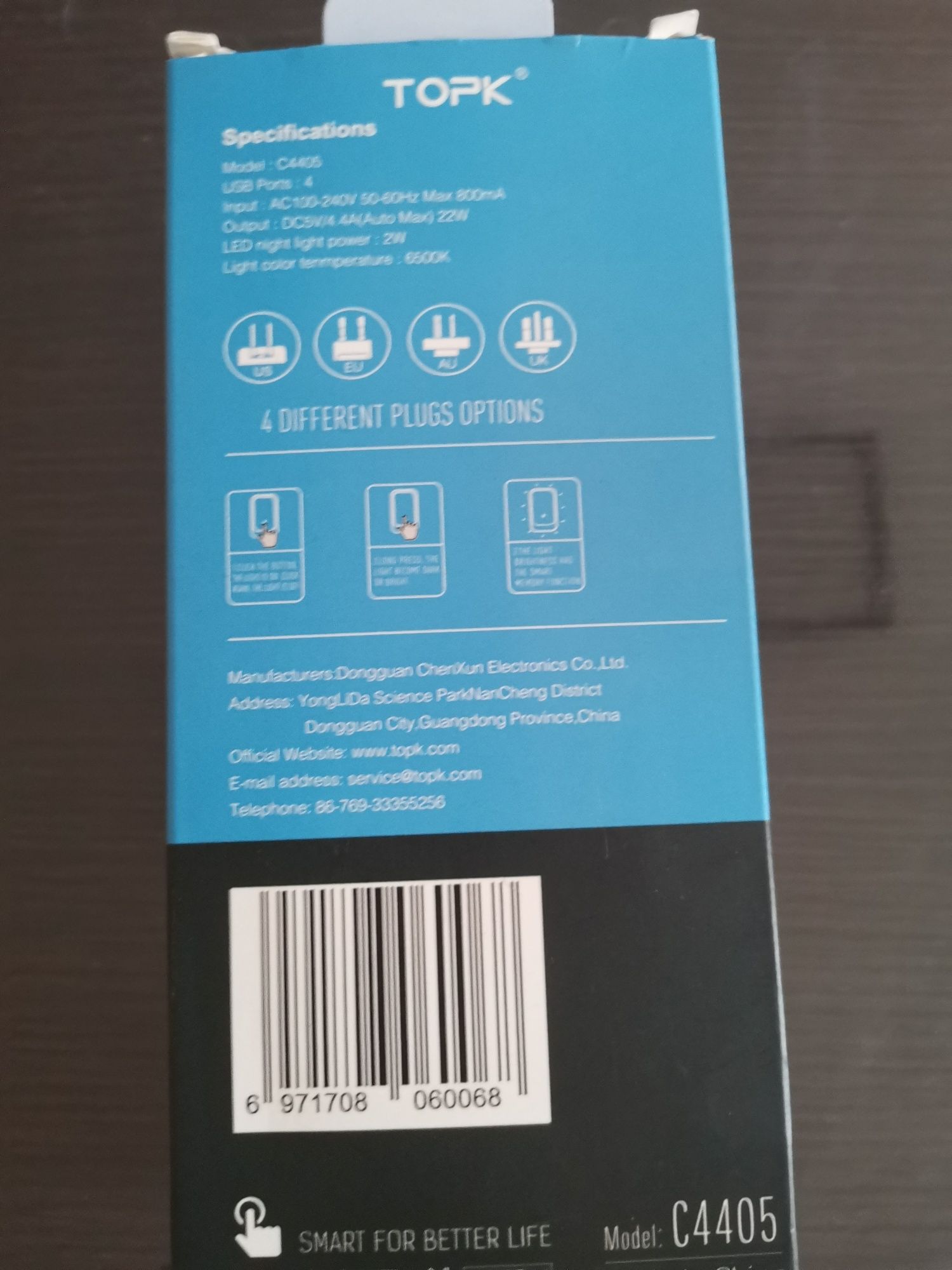 Lampka i ładowarka na różne kraje w jednym TOPK