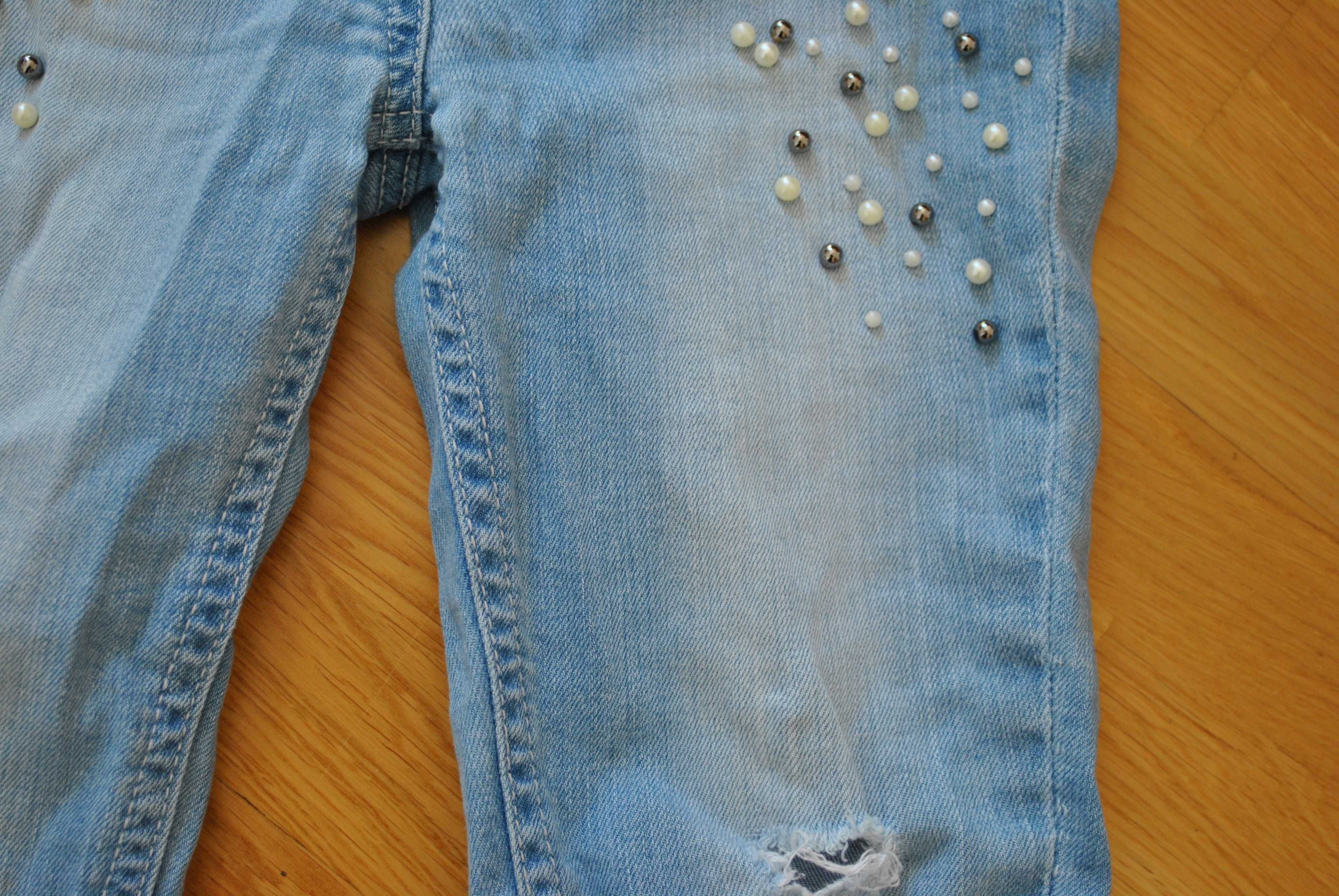 Spodnie jeansowe r. 116 Matalan