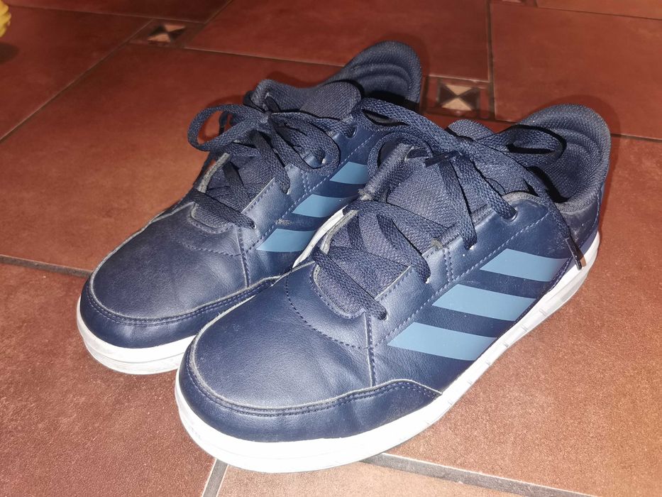 Używane Adidasy w roz. 39 1/3