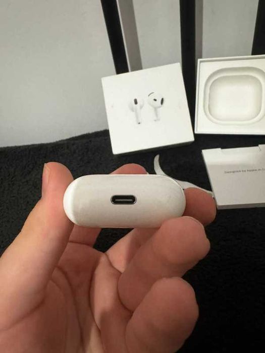 Słuchawki Apple AirPods 4 ANC