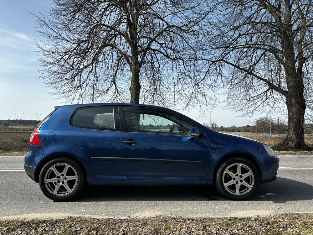 Volkswagen Golf V