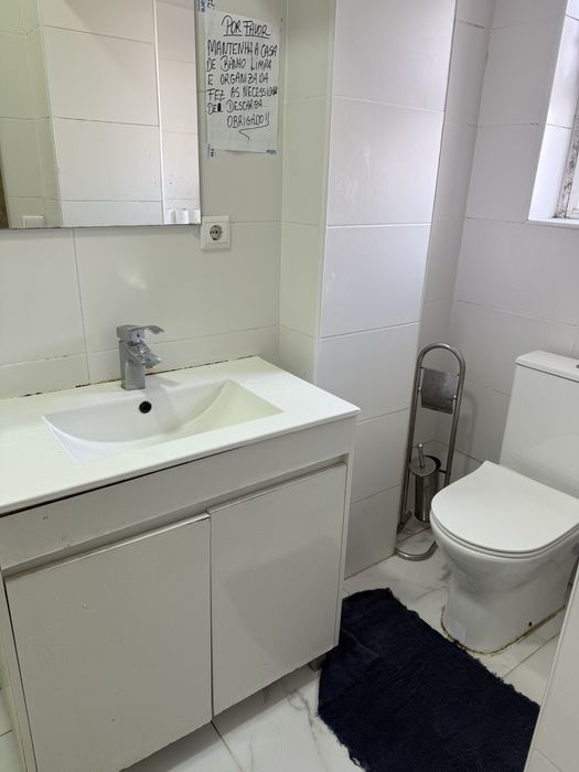 Quarto P/ Rapazes ou meninas  Trabalhadores ou Estudante.