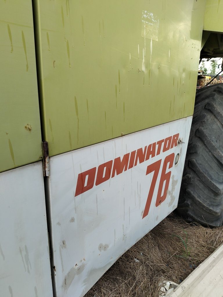 Claas dominator 76