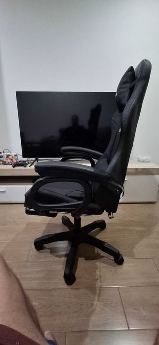 Cadeira Gaming PowerGaming LED RGB – Preta, com Apoio para os Pés