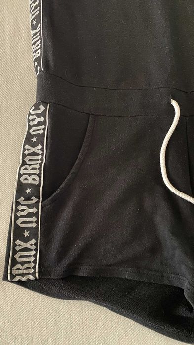 Macaquinho preto manga curta tamanho S