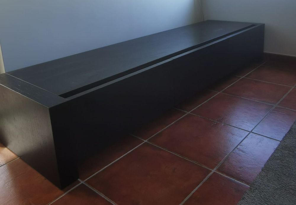 Móvel aparador  "LA SENIA"