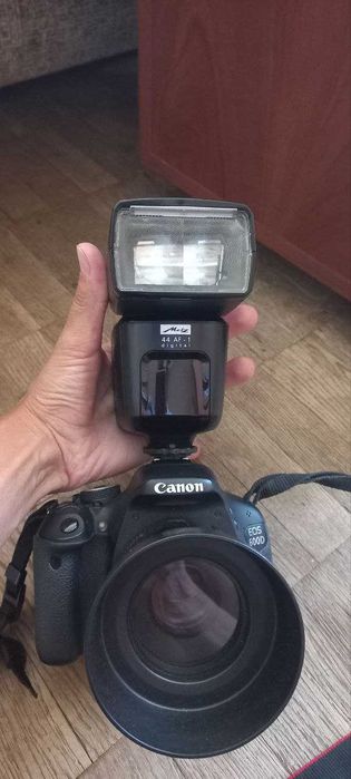 Вспишка для фотоапарата
