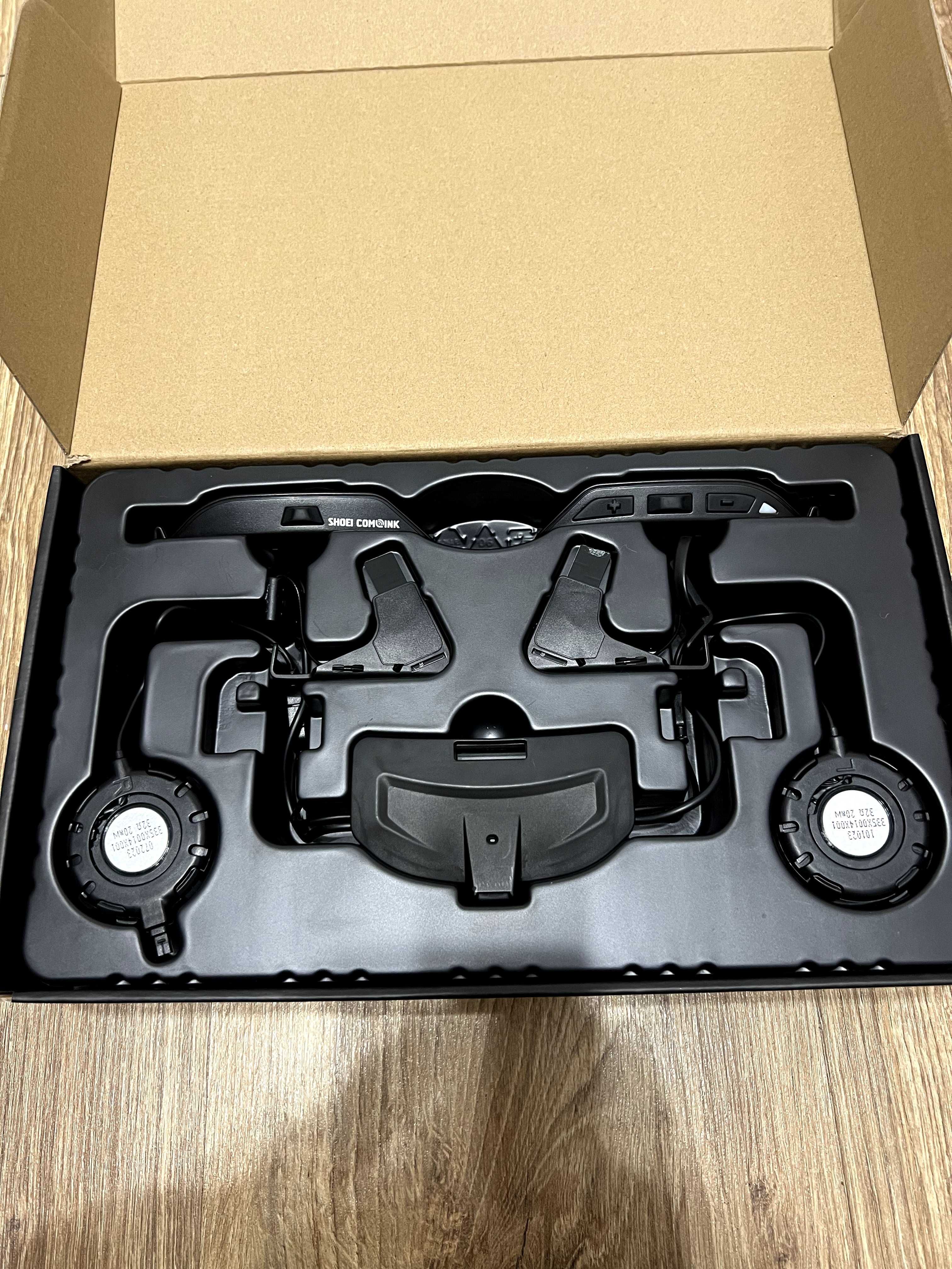 Мотогарнитура Sena Shoei SRL3 для Neotec 3 / GT-Air 3 / J-Cruise 3