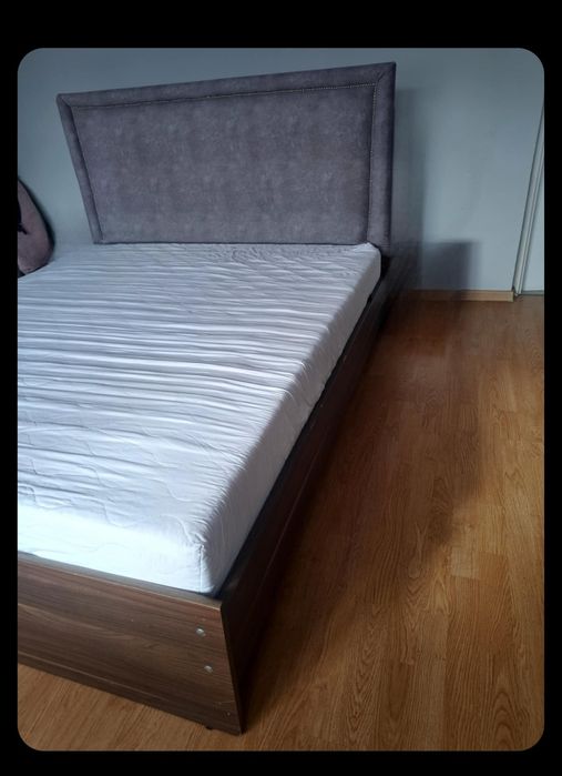 Lozko z materacem 160 / 200 okazja