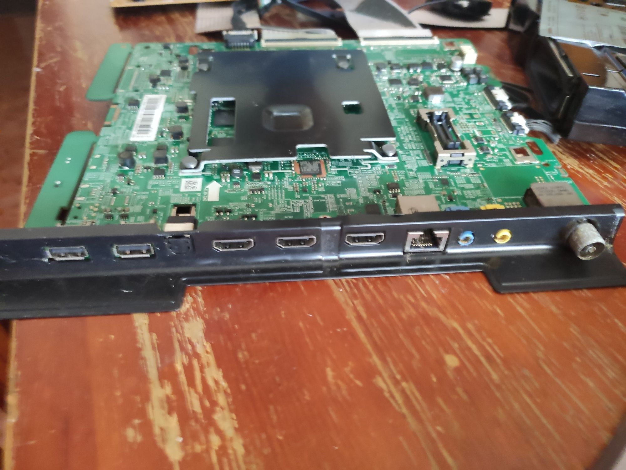 Samsung ue40ku6100k