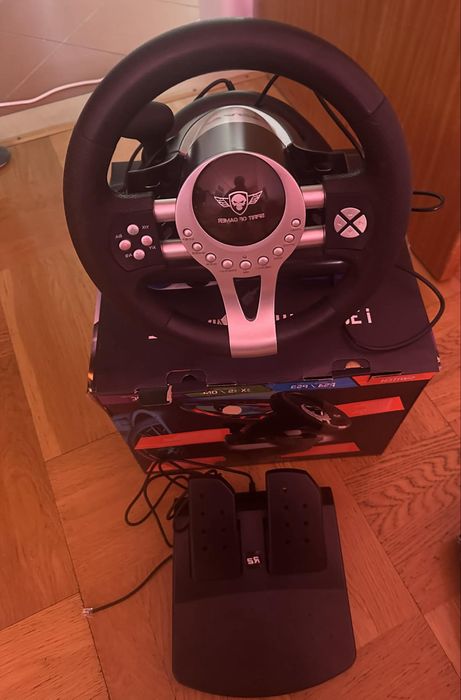 Playstation 4 volante e carregador de comandos