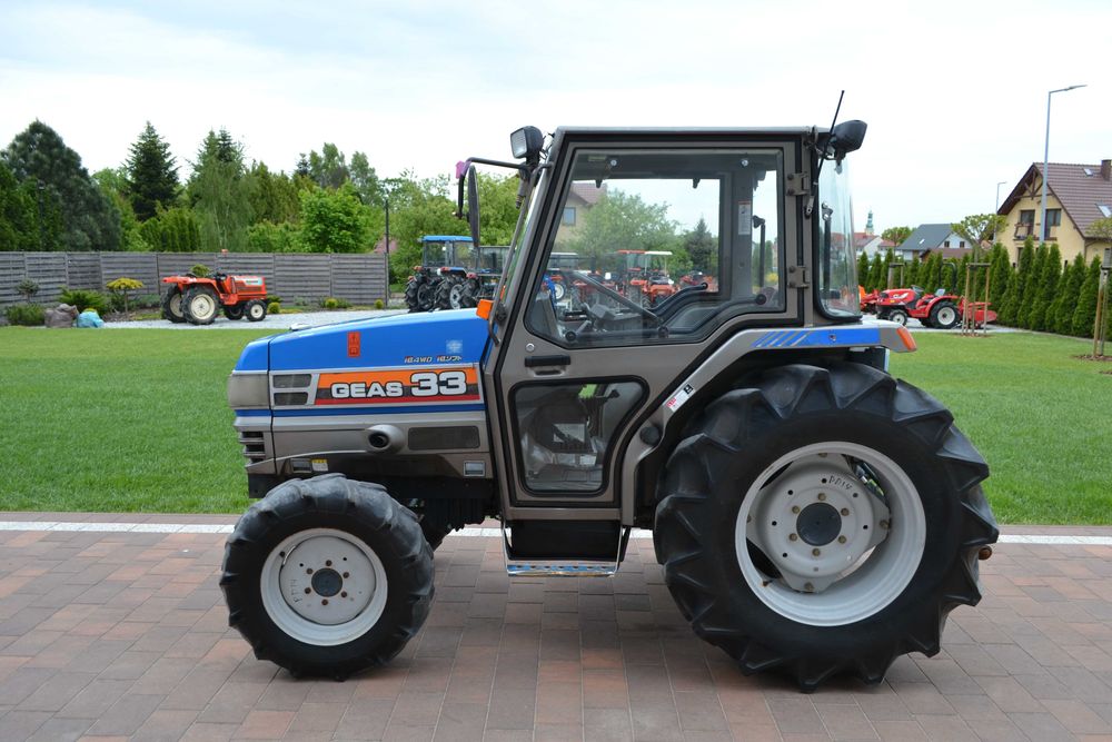 Traktorek japoński mini traktor Iseki Kubota KABINA KLIMATYZACJA