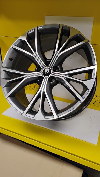 Felga 21 Audi SQ8 Q8 RSQ8 ET20 4M8 10J 5x112