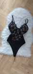 Body koronkowe varlesca v neck na ramiączkach push up
