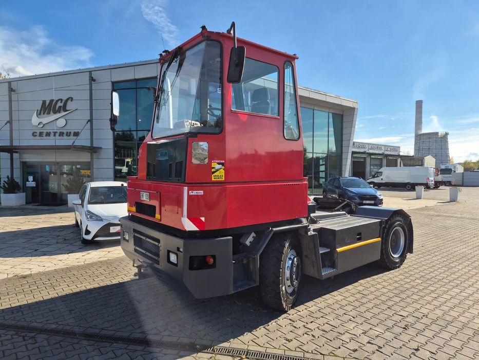 KALMAR TR618I / 4X4 / CIĄGNIK TERMINALOWY / SUPER STAN / NISKIE MOTOGODZINY / OBRACANY FOTEL / NOWE OPONY PRZÓD / SUPER STAN  Unikatowy! Najtańszy w PL, super stan, mozliwość transportu w EU!