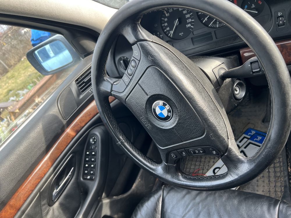 Czesci Bmw e39 520d po lift cala na czesci titansilber 354