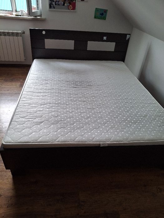 Sprzedam bardzo dobre Łozko 160/200