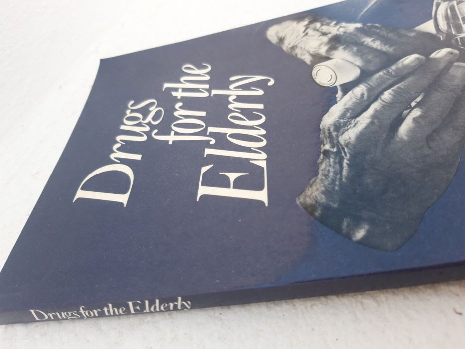 Livro em inglês "Drugs for the Elderly"