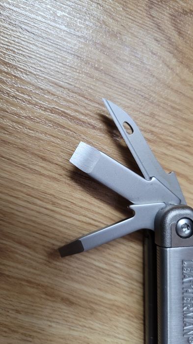 Multitool Leatherman Surge NOWY