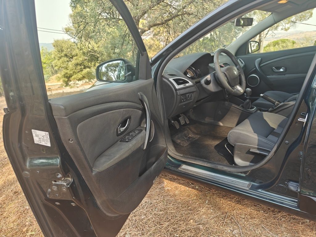 Renault Megane Sport Tourer 1.5DCI 110cv