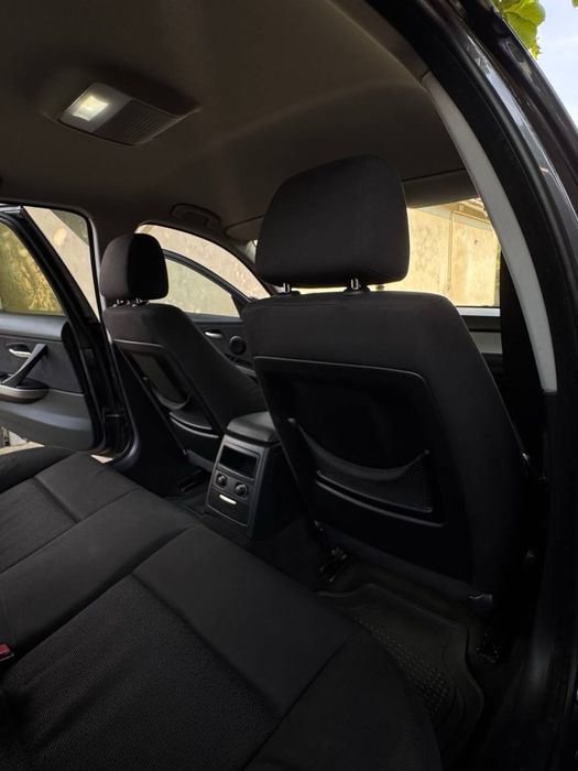 BMW E90 2.0 бензин ,