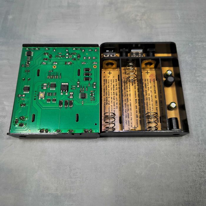 Надійний Повербанк Кейс 12-9-5В 15000мАг  для терміналу роутера камери