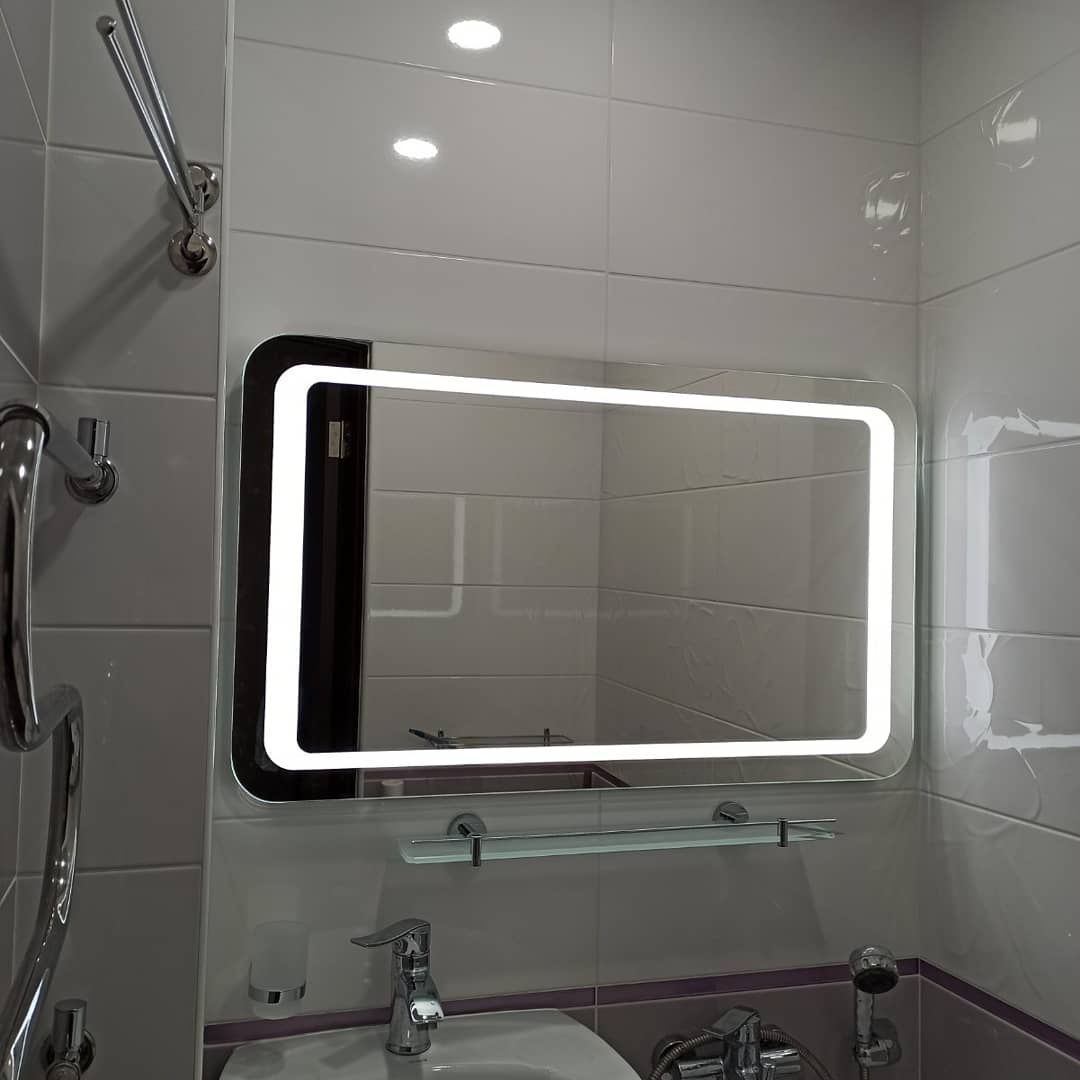Зеркало с светодиодной LED подсветкой.