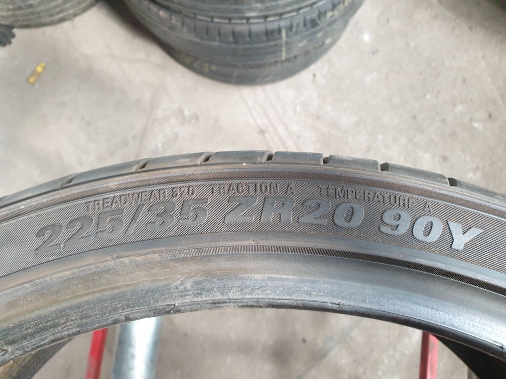 225/35Zr20 90Y Kumho Ecsta PS71 Lato   L467/5H